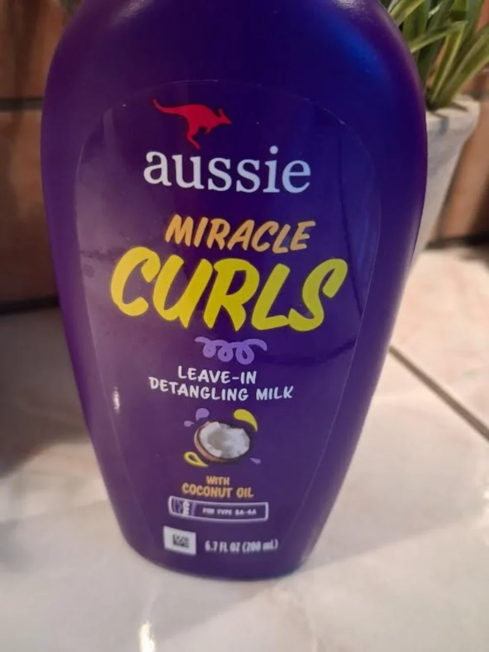 AUSSIE CURLY HAIR LEAVE IN TREATMENT